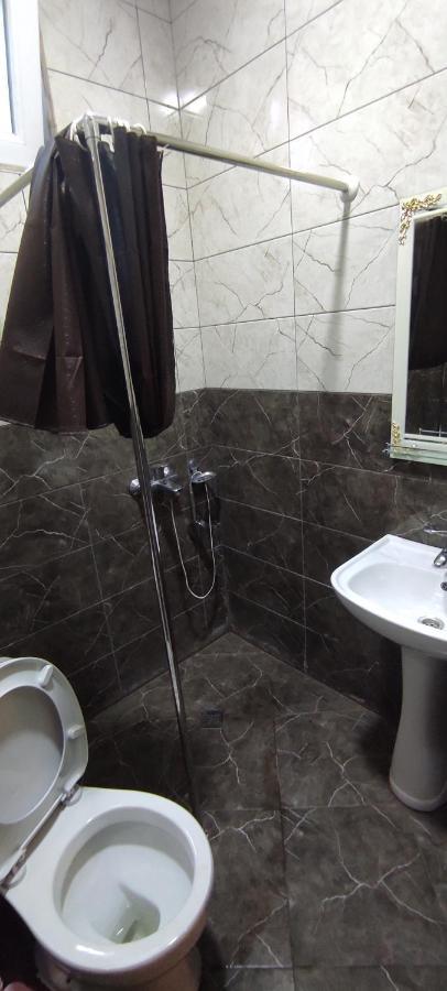 Femily Hotel In Batumi Mareti Str 2 Экстерьер фото